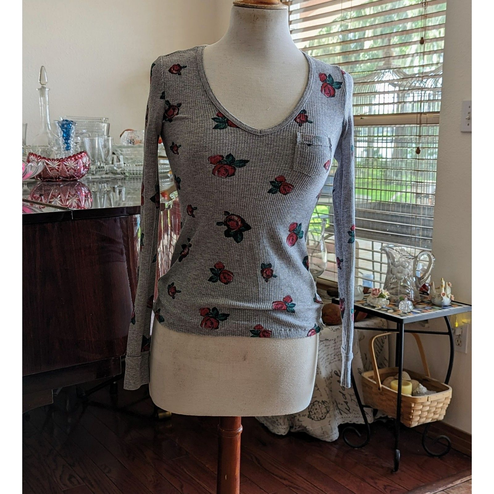 Bdg Long Sleeve Thermal Top. Sz Xs